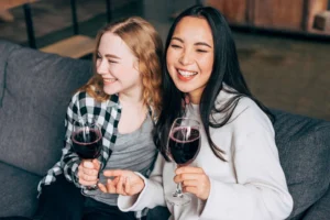 menjaga-kesehatan-wanita-memahami-dampak-konsumsi-alkohol